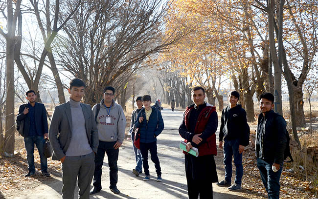 Afghans Believe Country Headed in Wrong Direction: Survey